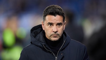 AMP. El español Míchel Sánchez firma como entrenador del Ajax de Ámsterdam hasta junio de 2028