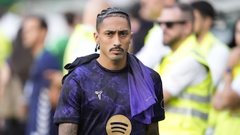 Raphinha y De Jong regresan a la Champions en un Barça sin Koundé ni Eric Garcia