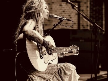 Paris Jackson tiene una carrera