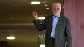 Jaques Wagner anunció que dejó la jefatura del bloque oficialista en el Senado tras una reunión con Lula Da Silva
