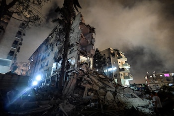 Un misil impacta en un