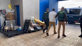 La Guardia Civil desarticula una organización criminal que estafó cerca de 200.000 euros en combustible