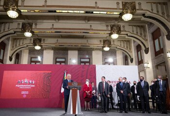 Loret de Mola señala que