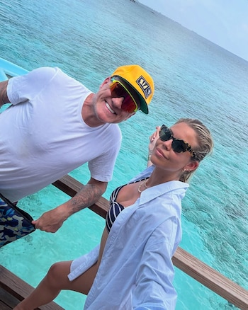 Christian Vieri junto a su