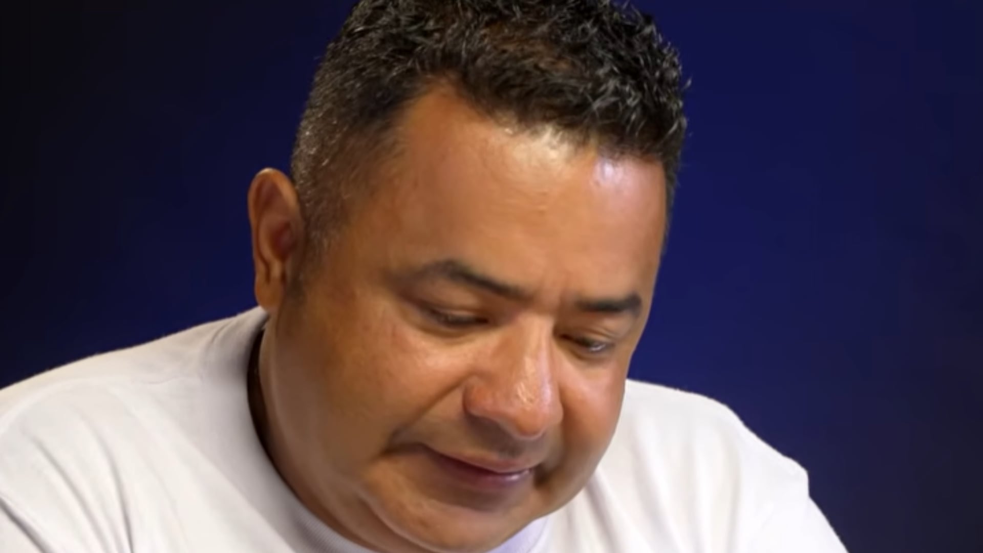 Eisson Ferney Penagos, padre de las dos jóvenes y expareja de Deisy - crédito captura de pantalla Más Allá del Silencio