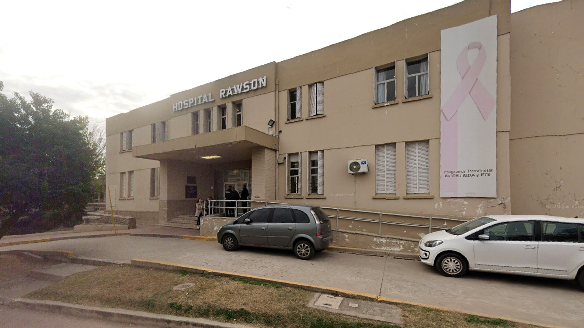 El hombre quedó internado con fractura de mandíbula y hundimiento de cráneo