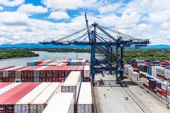 El conflicto internacional “ha recompuesto las distintas cadenas de suministro”, especialmente en sectores vinculados con hidrocarburos, fertilizantes y energía (Foto: Shutterstock)
