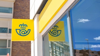 El PP acusa a Correos de "maquillar" sus resultados con ventas de inmuebles por valor de 17 millones