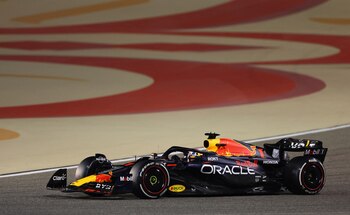 Red Bull arrancó aplastando la