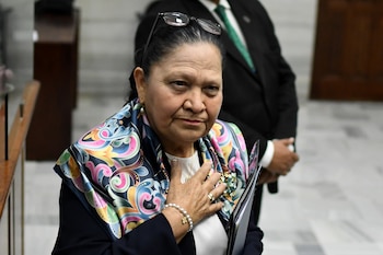 Consuelo Porras culmina ocho años al frente del Ministerio Público de Guatemala enfrentando sanciones internacionales por presuntos actos que socavan la democracia. (EFE/ Alex Cruz)