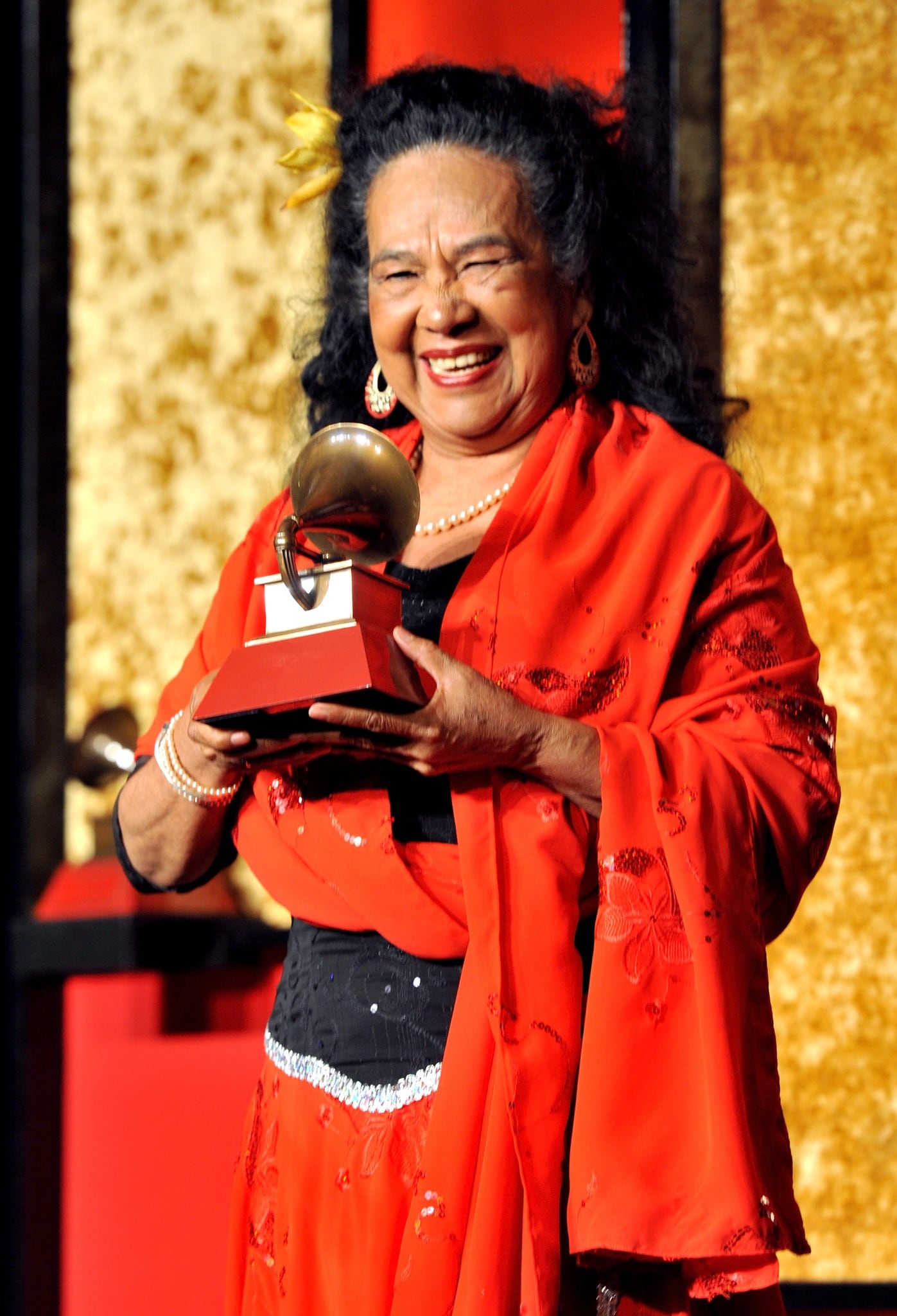 Totó la Momposina durante la ceremonia de los Latin Grammy 2013, donde recibió el Premio a la Excelencia Musical en reconocimiento a su trayectoria y aporte al folclor colombiano - crédito Latin Grammy/X