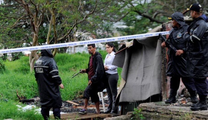 En junio de 2015 hallaron dos cuerpos femeninos más, ya en estado esquelético y que hasta ahora no han podido ser identificadas (Cortesía La Teja Cr).
