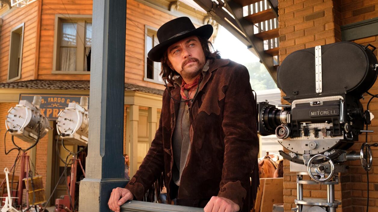 Improvisación y autenticidad: así nació la legendaria escena de Rick Dalton en Once Upon a Time… in Hollywood