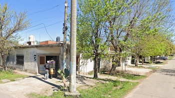 Asaltaron, abusaron y amenazaron de muerte a una mujer dentro de su casa en Rosario