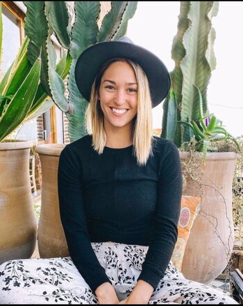 La joven estaba entusiasmada por