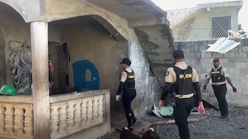 El despliegue se concentró en el municipio y zonas cercanas. Las autoridades hablan de miles de gramos en porciones y de una red de distribución que intentaban desarmar. El detalle de lo incautado marca el ritmo de la pesquisa (Foto cortesía DNCD)