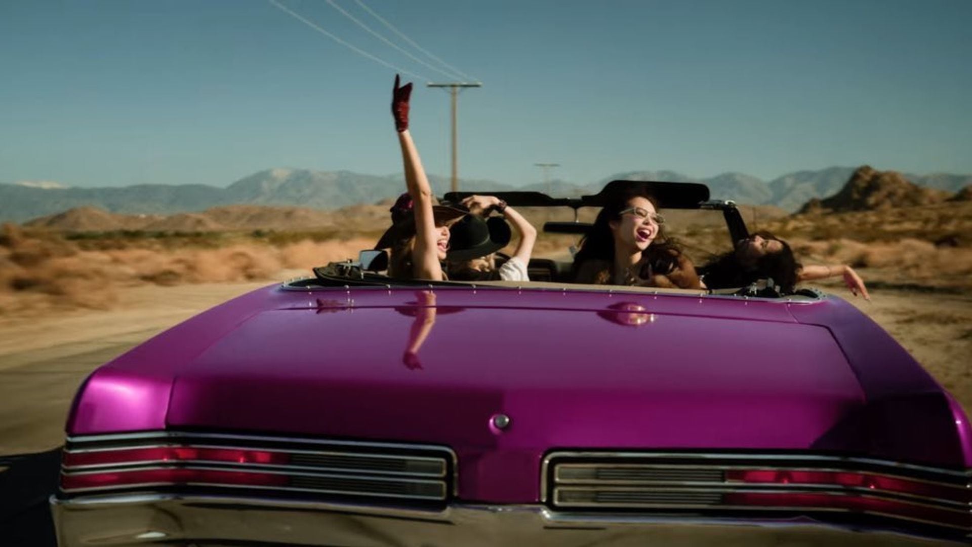 BLACKPINK presentó un misterioso tráiler de 30 segundos mostrando su viaje por el desierto (YG Entertainment)