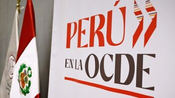 Perú continúa su camino de
