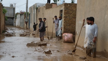 Al menos doce muertos en