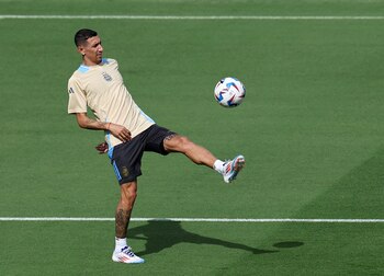 Ángel Di María jugaría como