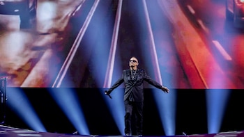 Eros Ramazzotti ‘reivindica’ su repertorio melódico a ritmo de rock en Madrid: un concierto poderoso en el que el artista y sus canciones son lo que importa