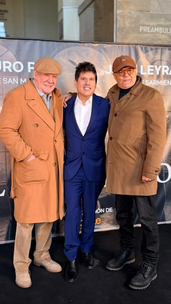 Arturo Puig, Opy Morales y Juan Leyrado en la presentación del cortometraje 'El Libertador'