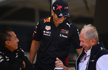Checo Pérez y Helmut Marko