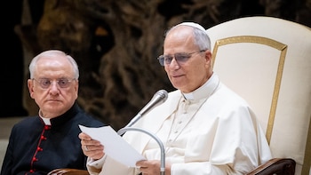 León XIV pide diálogo y