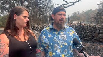 Los incendios devastadores obligan a