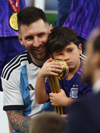 Mateo se apropió del Balón