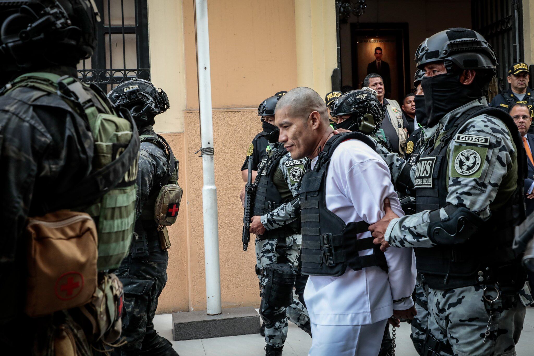 Alias, 'El Monstruo' fue trasladado a la Base Naval del Callao. - Crédito: INPE