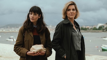 Mireia Oriol y Eva Martín en la serie 'Ágata y Lola' (Atresplayer)