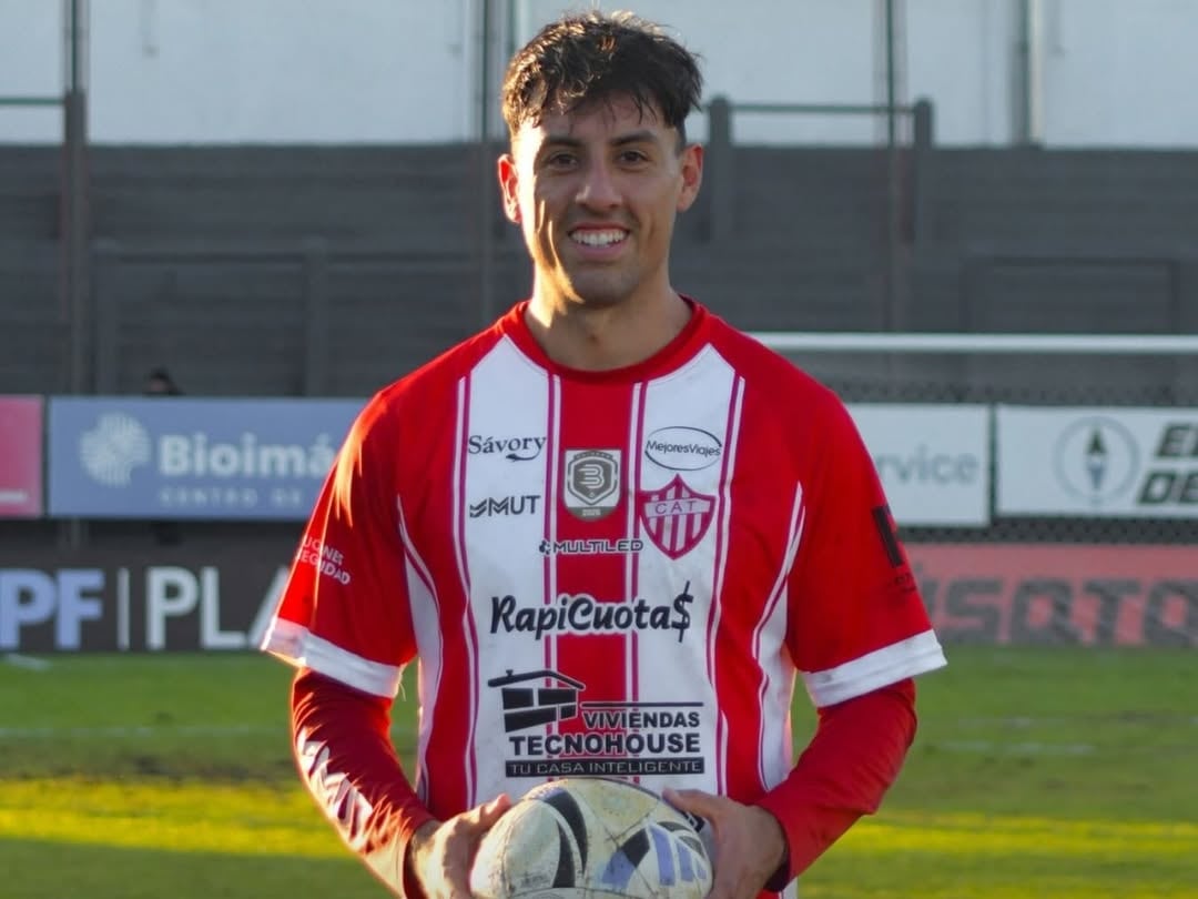 Eugenio Olivera, el autor de la jugada que terminó con gol en contra a favor de Talleres