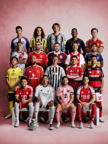 (@adidasfootball)