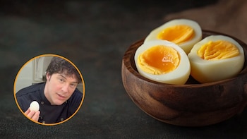El sencillo truco de Jordi Cruz para pelar los huevos duros rápidamente y que queden perfectos