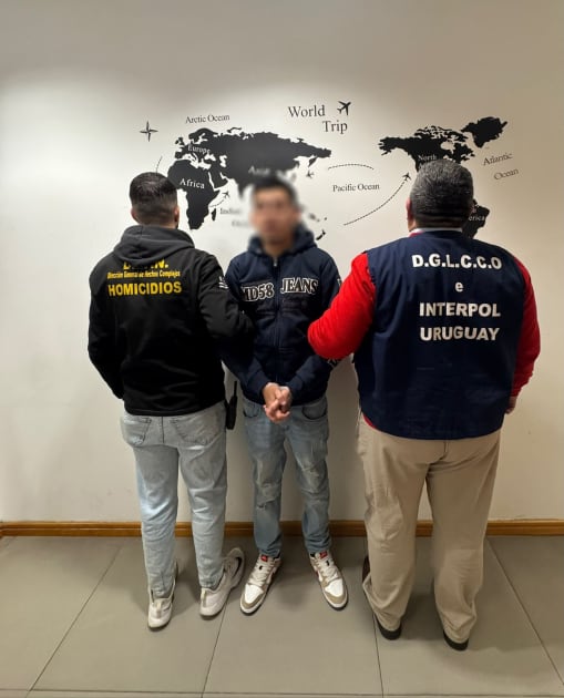 Uno de los imputados por el triple crimen en el Cerro que fue detenido en Argentina (Ministerio del Interior)