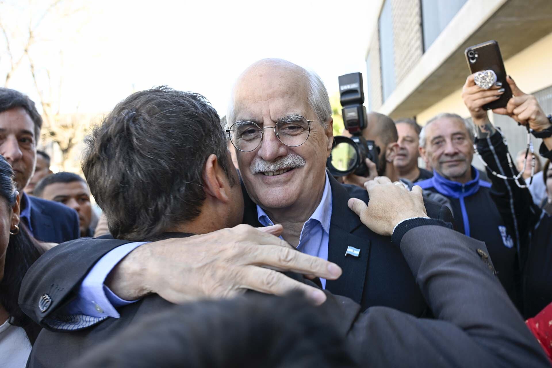 Axel Kicillof junto a Jorge Taiana en San Martín