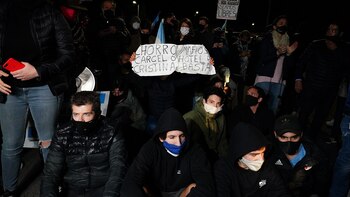 Los vecinos se sentaron e