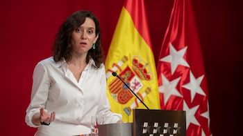 Ayuso defiende la compra con dinero público de un ático en Chamberí para reuniones: “No es mi casa, no es mi residencia, no es para mí”