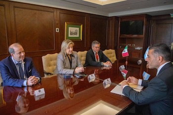 En las imágenes compartidas por la Ministra de Seguridad de Argentina se observa a pocas personas integrando la reunión. Crédito: X - @AleMonteoliva