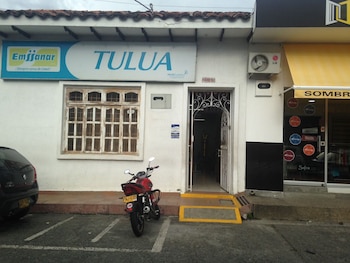 Afiliados de Emssanar con servicios