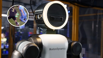 Así aprende un robot a jugar fútbol analizando a Messi y Cristiano Ronaldo