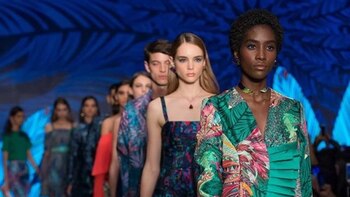 Por el brote mundial de