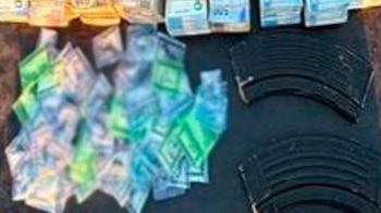 Droga y cargadores asegurados en el sitio. crédito: Redes Sociales