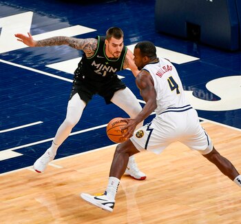 Paul Millsap (d), ala-pívot de