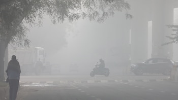 Más de 100 vuelos cancelados