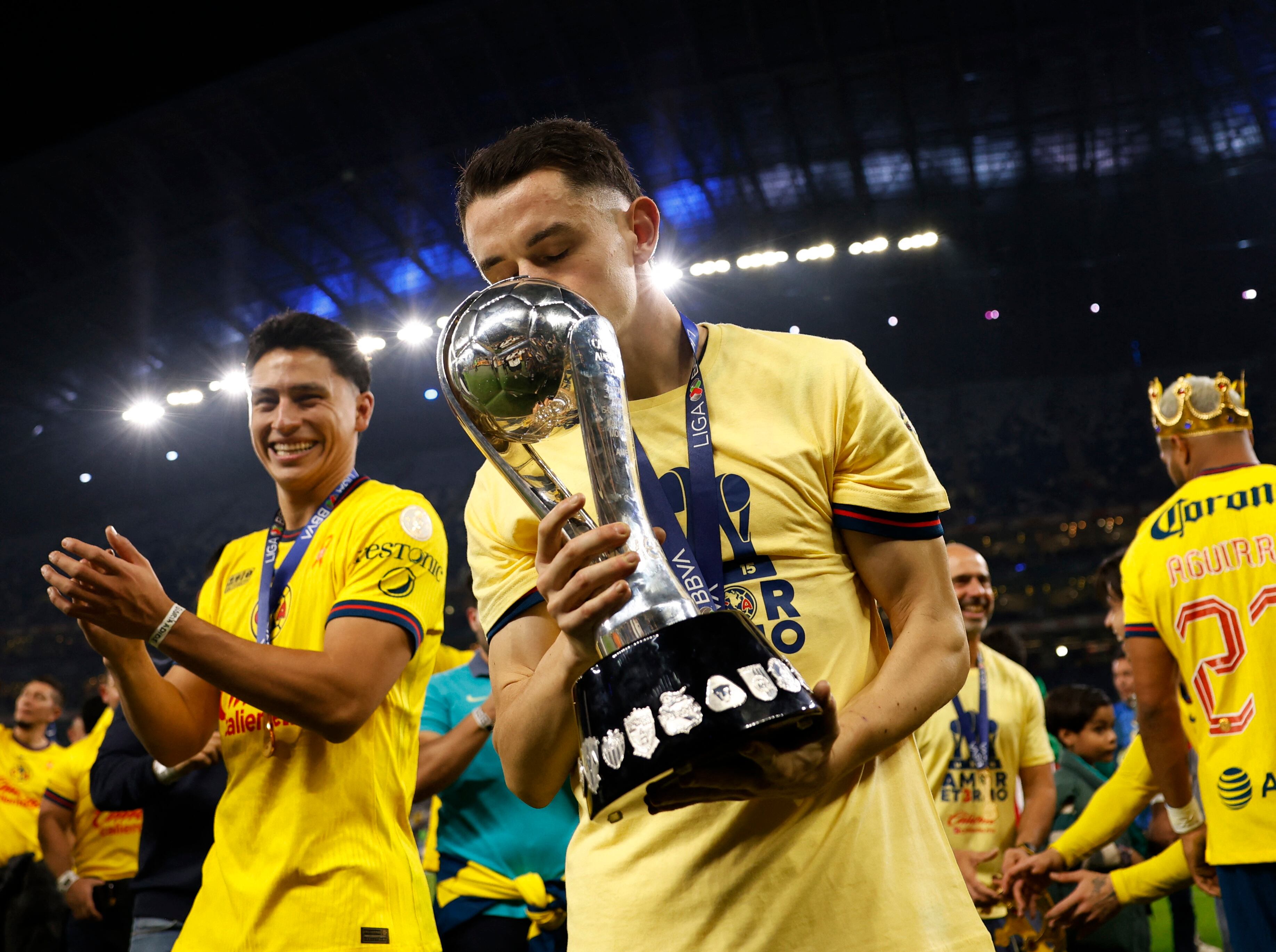 El América quedó fuera del Apertura 2025 ante Monterrey tras un gol en los últimos minutos. (REUTERS/Daniel Becerril)