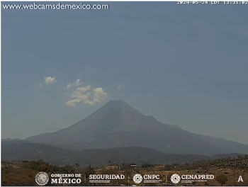 Imagen 1: Volcán de Fuego de Colima, 13:31 h (hora local).