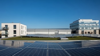 La demanda de sistemas solares aumenta en hogares y empresas entre 2025 y 2026