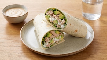 Receta de wrap de atún, yogur griego y palta, rápida y fácil